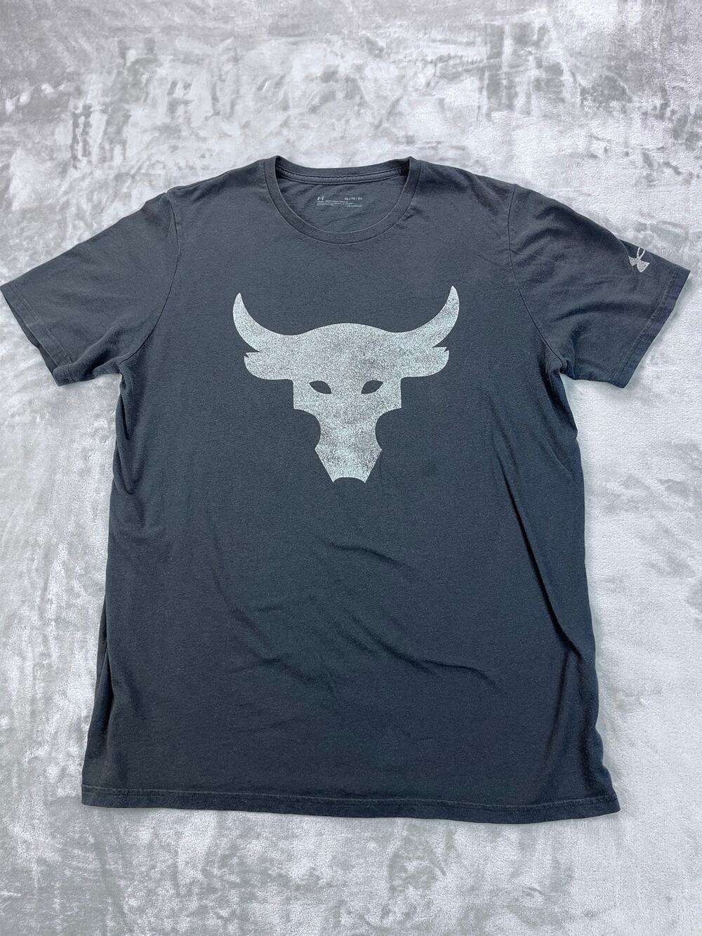 Under Armour Project Rock Bull Graphic Tee XL Dark Gray